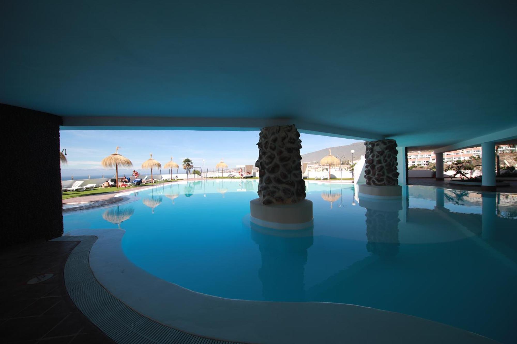 Apartments Island Village Heights 아데제 외부 사진