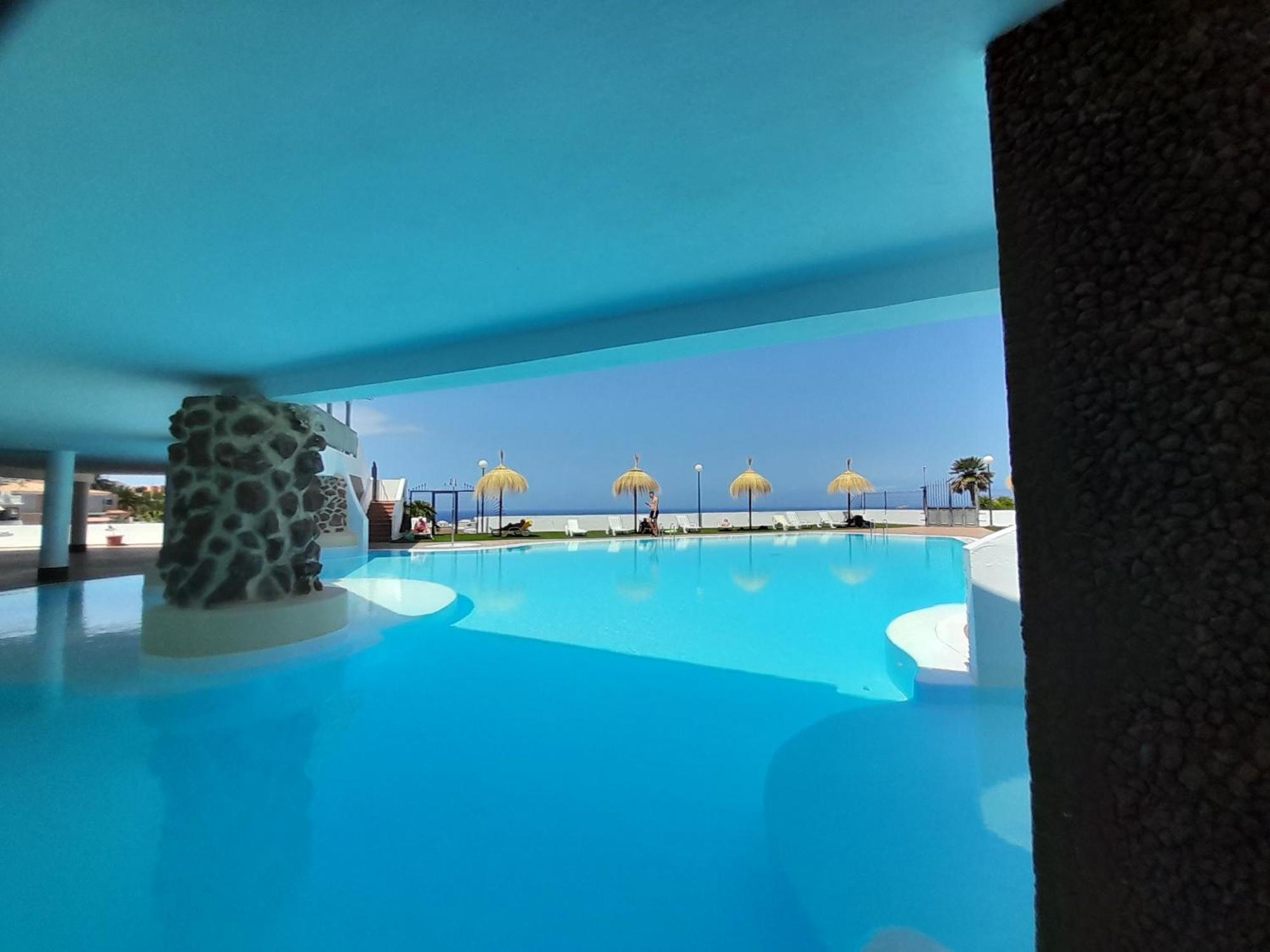 Apartments Island Village Heights 아데제 외부 사진