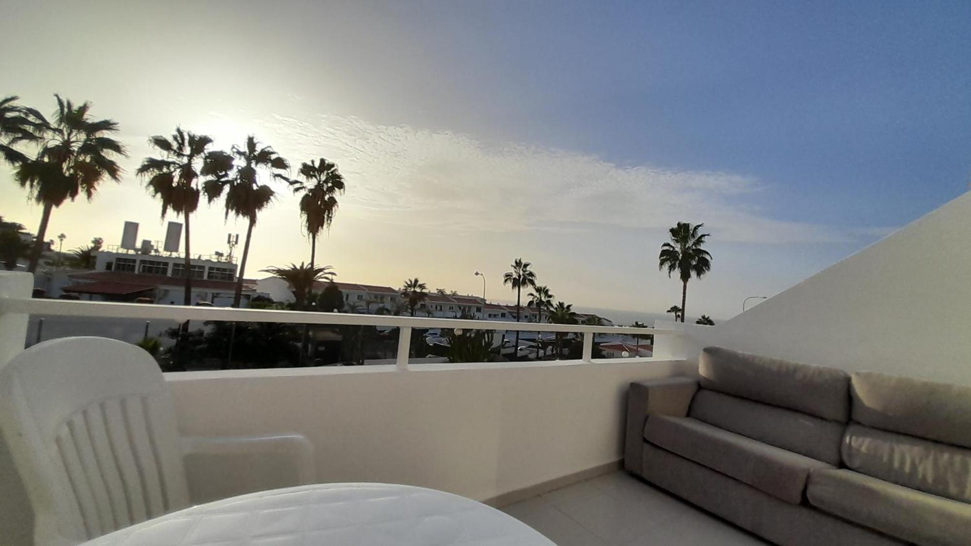 Apartments Island Village Heights 아데제 외부 사진