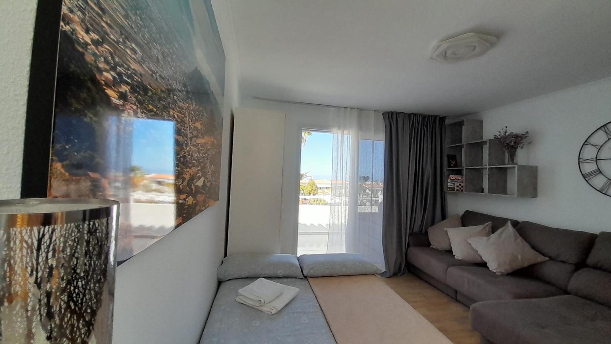 Apartments Island Village Heights 아데제 외부 사진