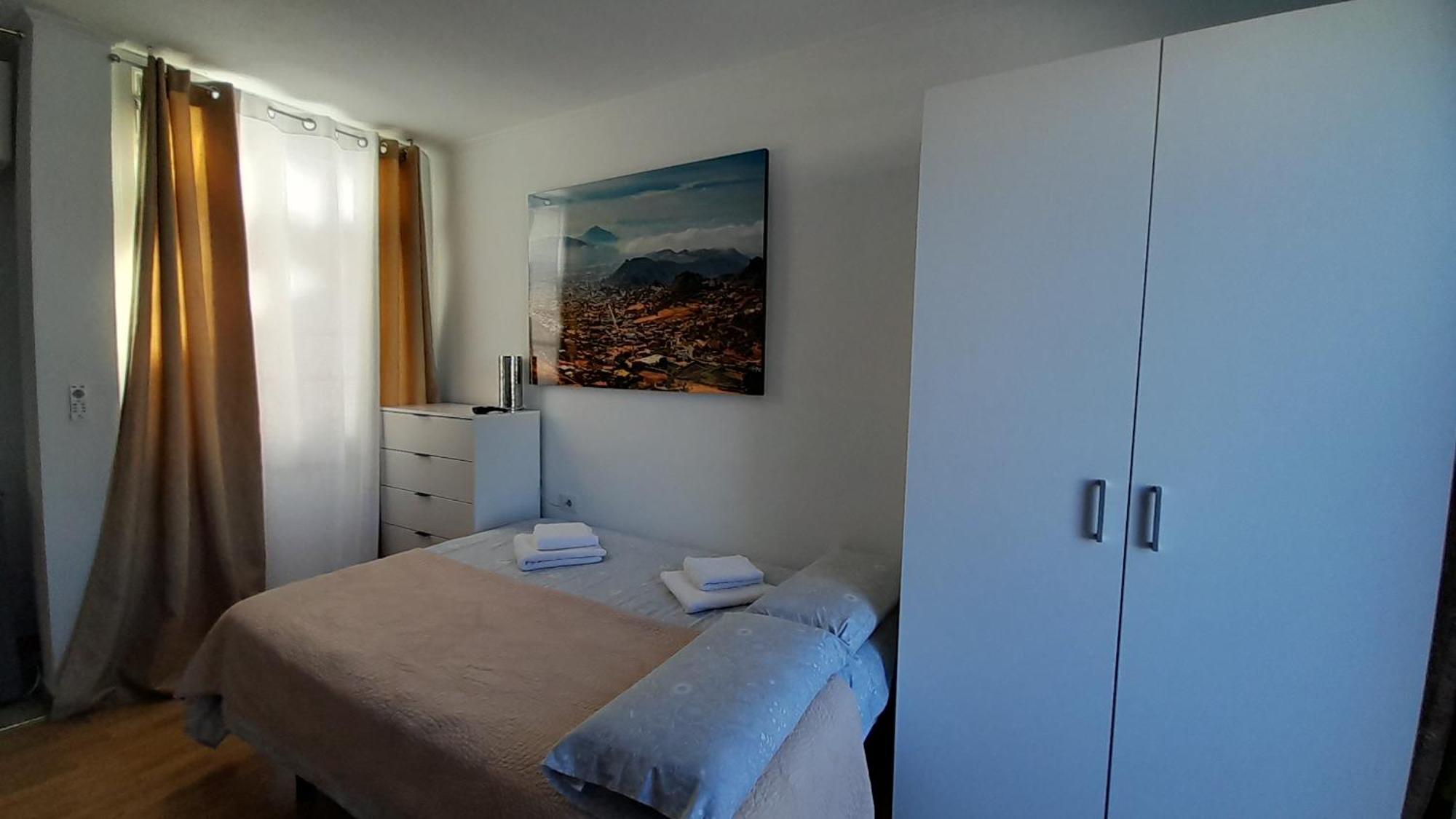 Apartments Island Village Heights 아데제 외부 사진