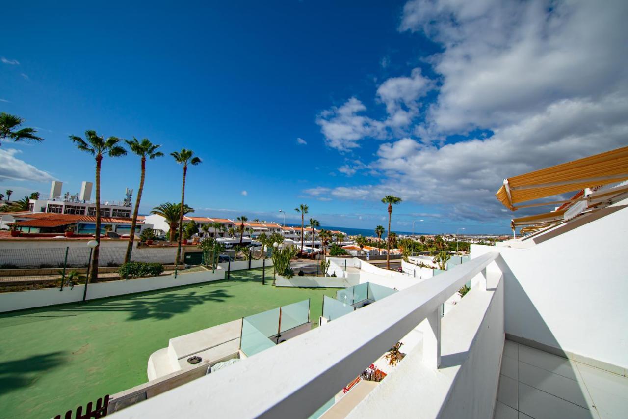 Apartments Island Village Heights 아데제 외부 사진